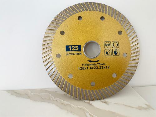 Fast cutting diamond saw blades for ceramic or porcelain